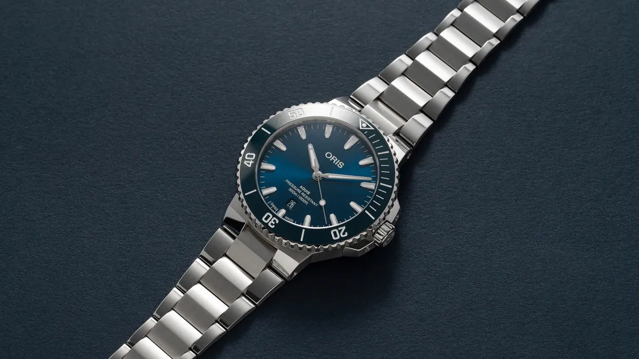 ORIS　オリス　アクイスデイト　　01 733 7789 4135-07 8 23 04PEB